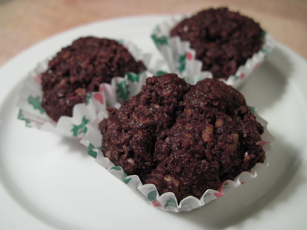 (chocolate cookies on a plate)